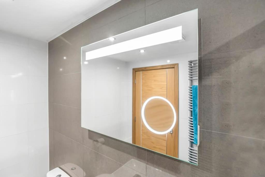 Isabel'S Wing! A Stunning 2 Bedroom Property ノリッチ エクステリア 写真
