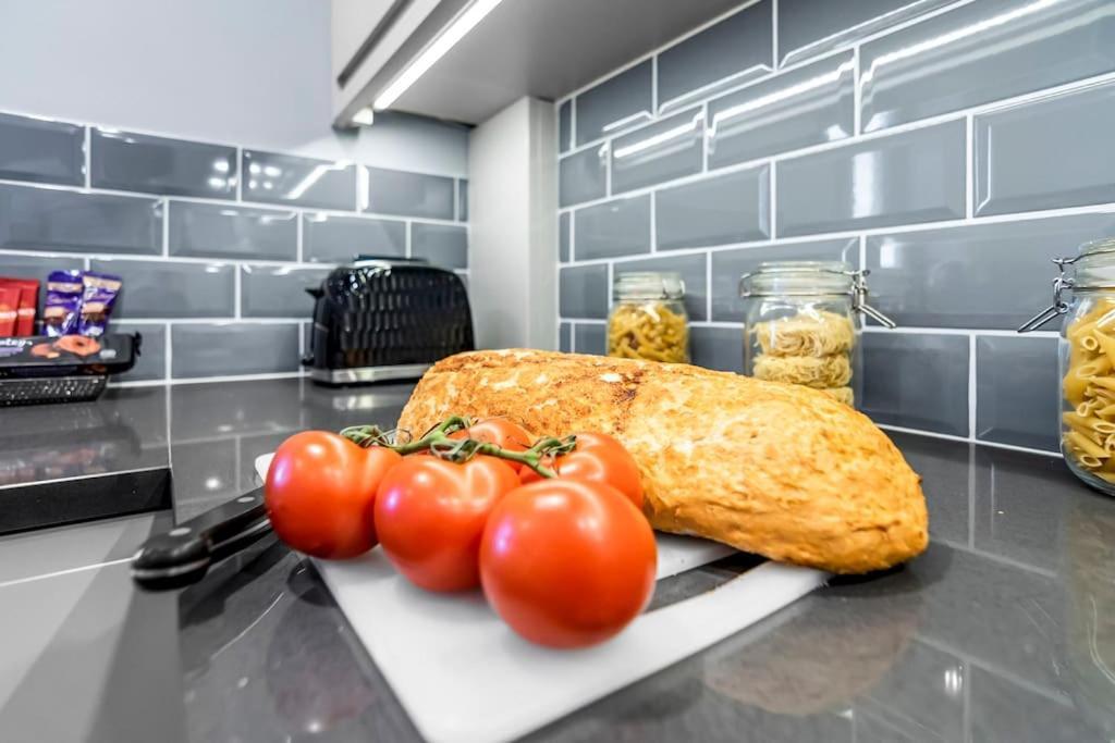 Isabel'S Wing! A Stunning 2 Bedroom Property ノリッチ エクステリア 写真