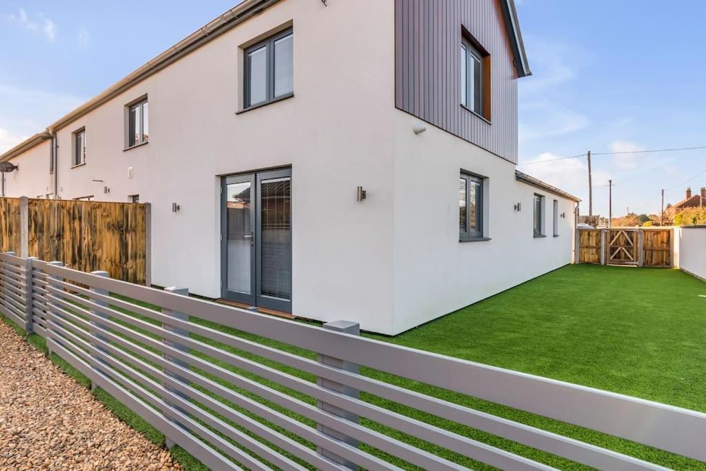 Isabel'S Wing! A Stunning 2 Bedroom Property ノリッチ エクステリア 写真